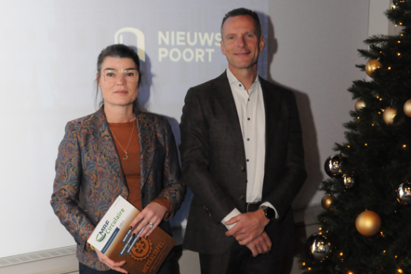 Willeke en Peter voor persbericht